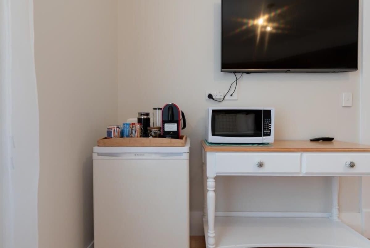 Cosy Accommodation Moments From The Centre Of Town With Wifi Launceston Exterior foto