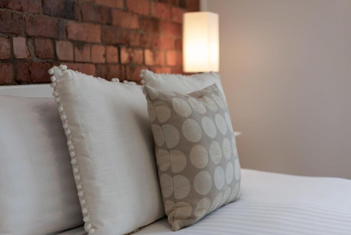 Cosy Accommodation Moments From The Centre Of Town With Wifi Launceston Exterior foto
